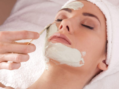 Trattamento viso anti-età detossinante e rassodante